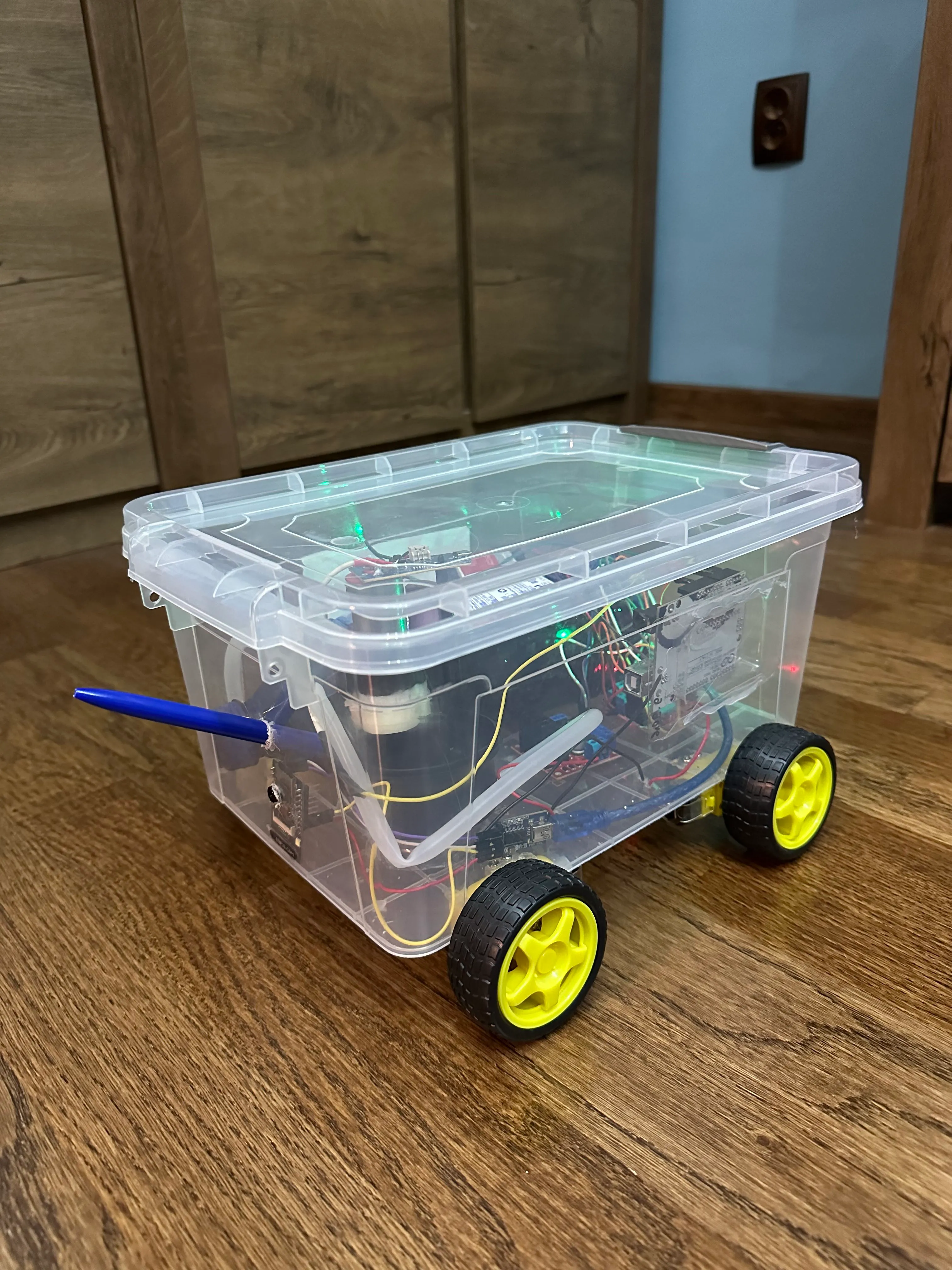 снимка 1 от проект Fire-bot
