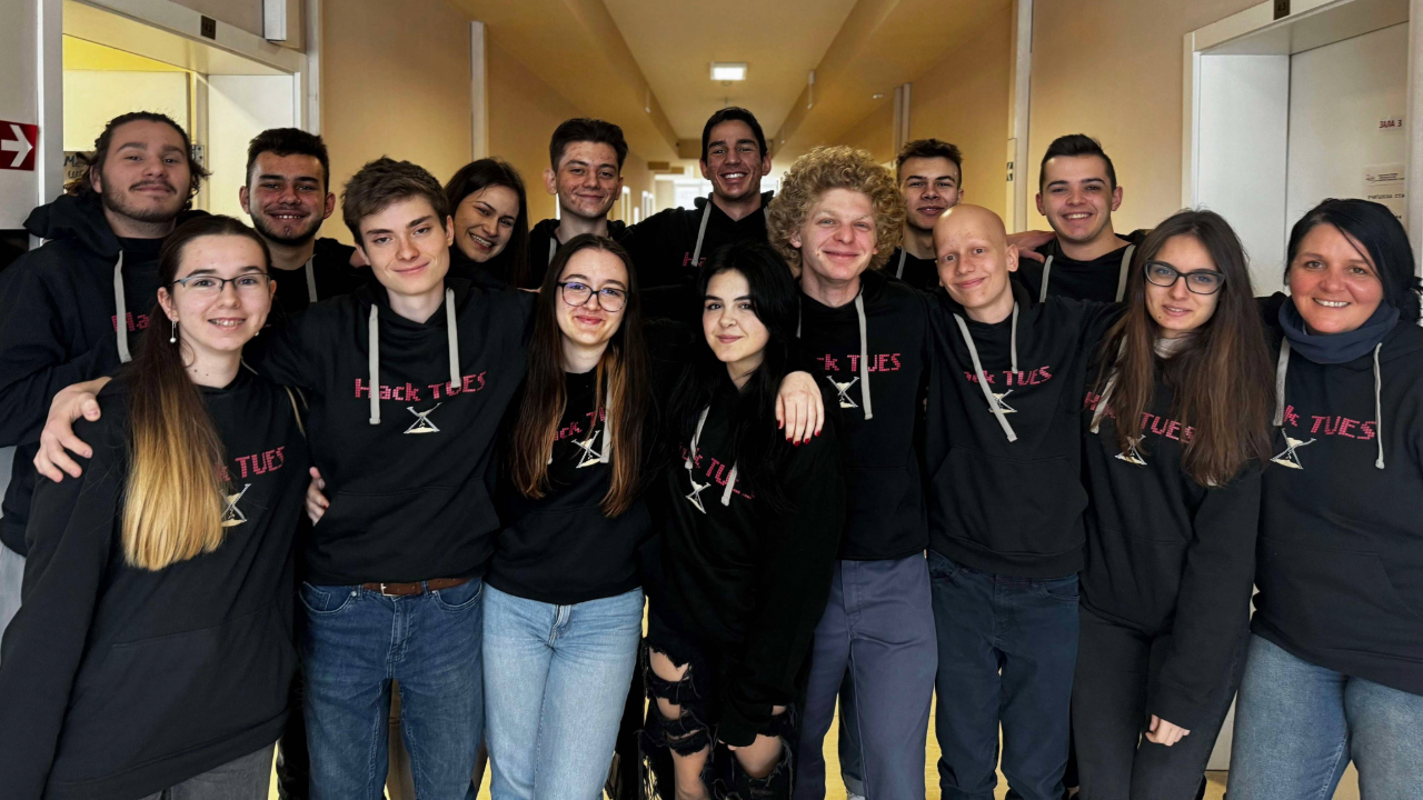 HackTUES 9 организатори